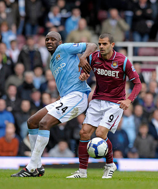 他展示了自 他展示了自